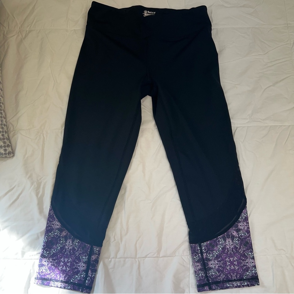 Gaiam Black Leggings women’s Medium